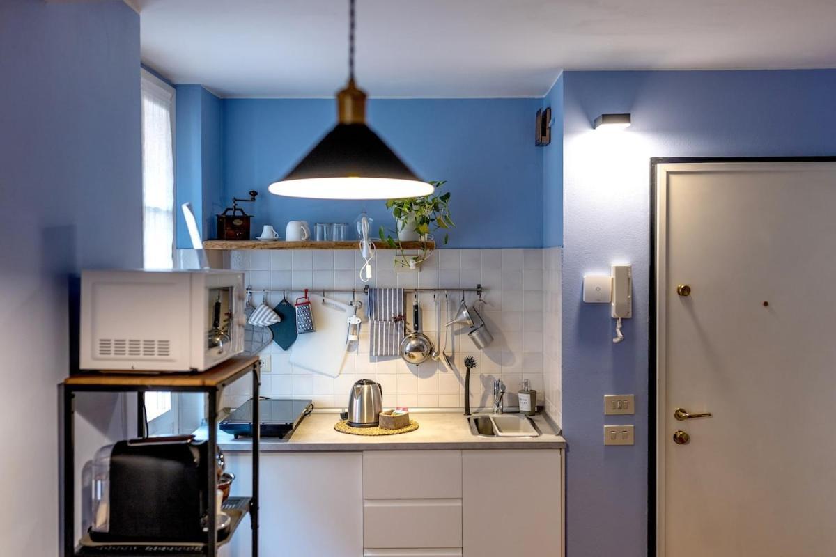 Sant'Anna Studio Apartment Парма Екстериор снимка